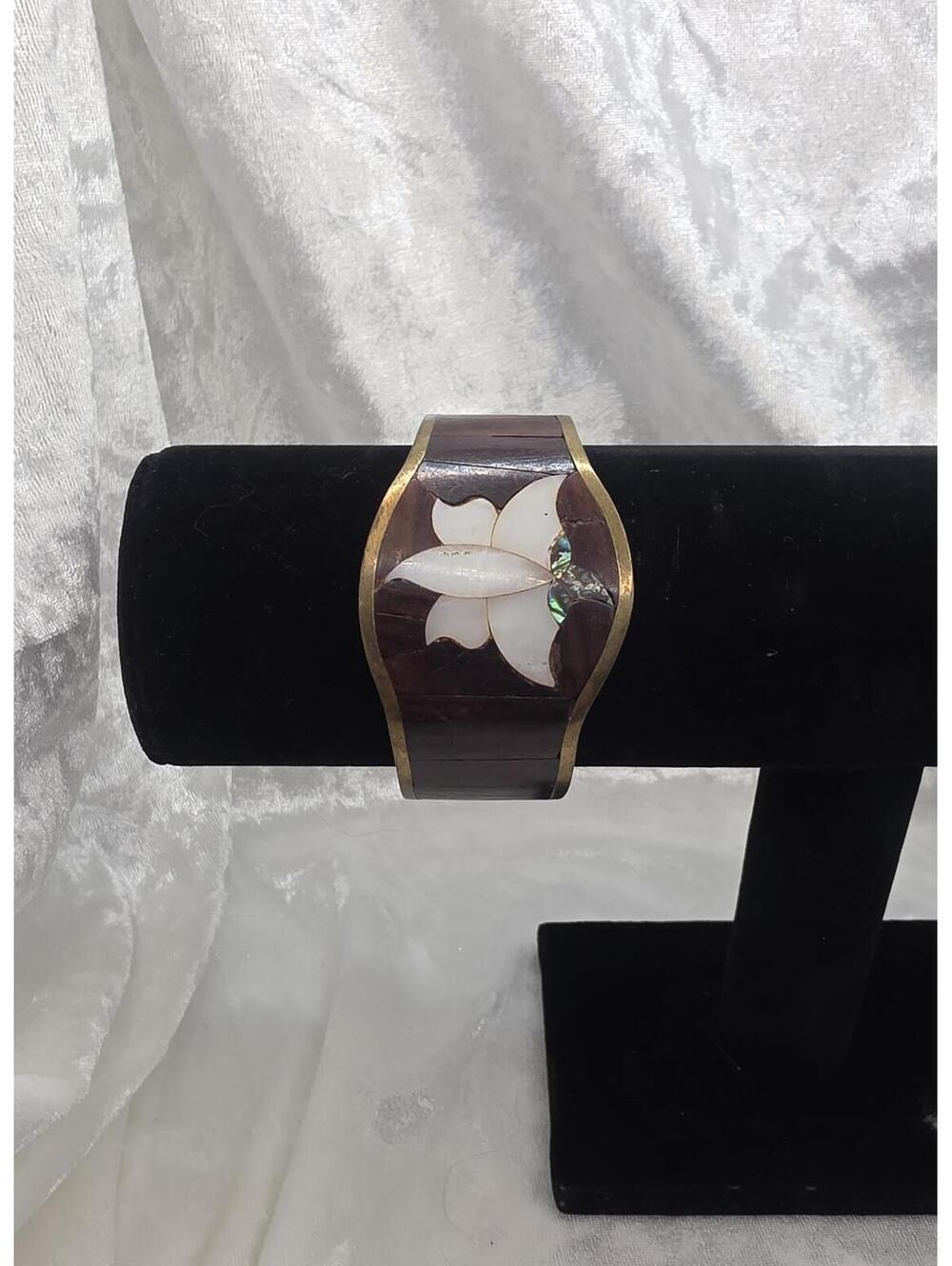Vintage Wood Inlay Cuff Bracelet Mother of Pearl Abalone Floral Bracelet
